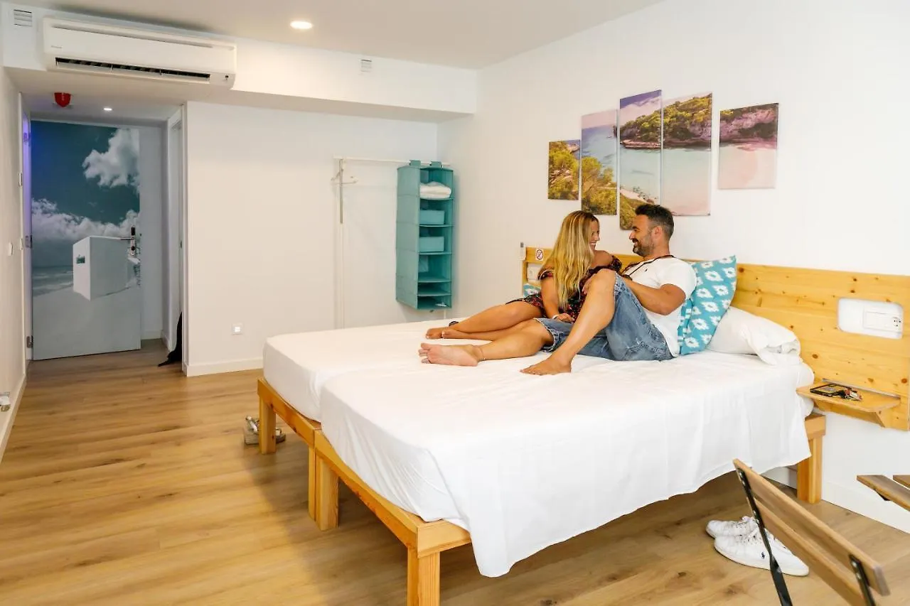 We Hostel Palma - Albergue Turistico Spain
